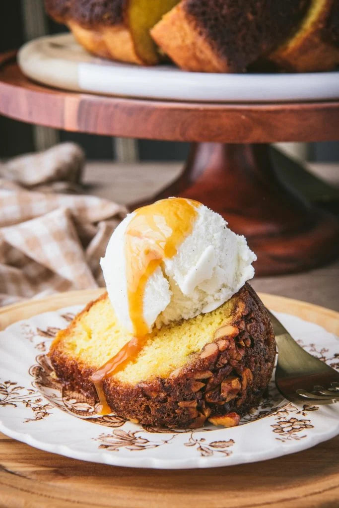 Mama Dee's Walnut Whiskey Cake